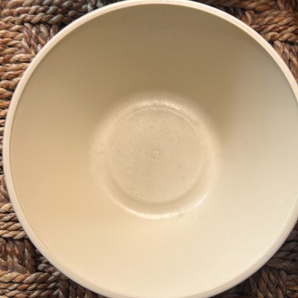 Kitchen 4 Vintage Plastic Cereal Bowls From The 197s Good